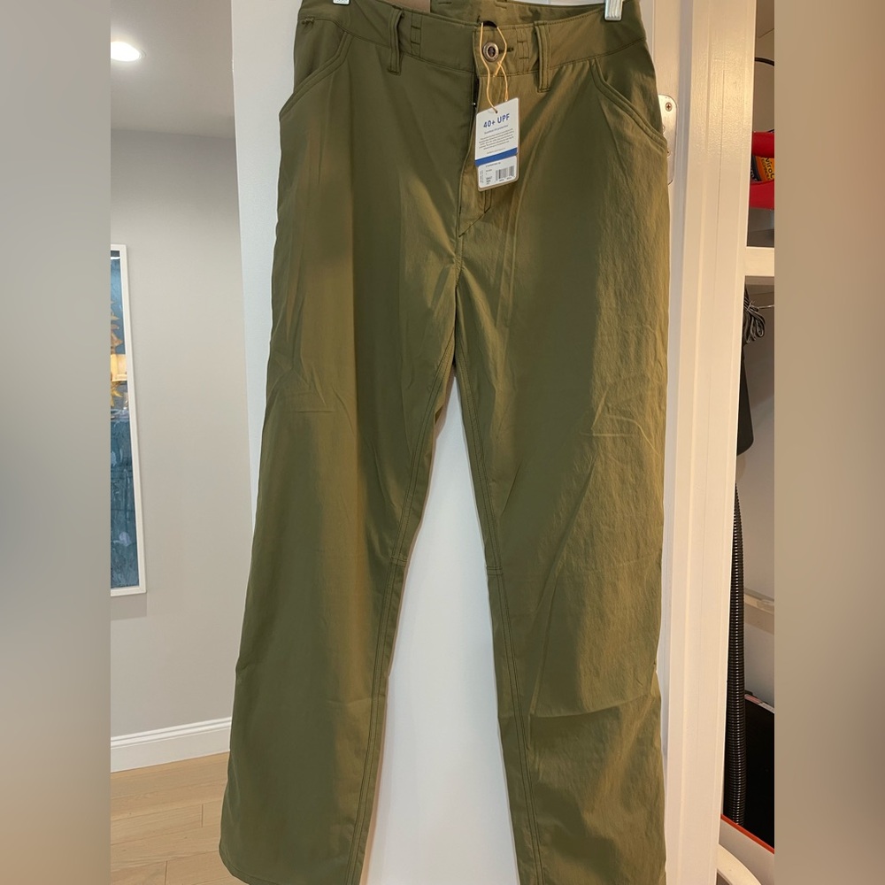 Patagonia hiking pants. NWT